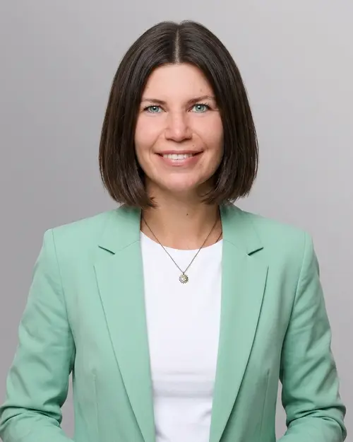 Henrike Vogelsang, Kanzleileitung bei Lautars